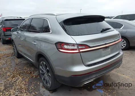 2021 Lincoln Nautilus Reserve z USA, uszkodzony, nr VIN 2LMPJ6K97MBL12279